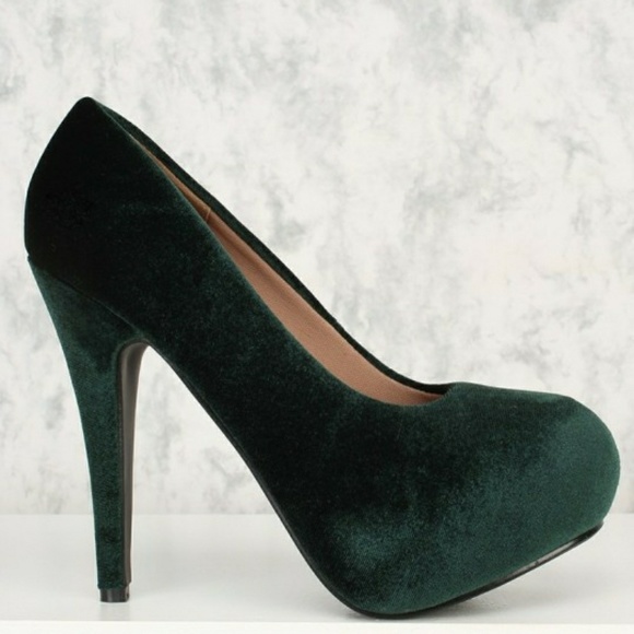 Shoes - Picture 3 of 5